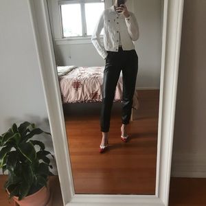 LEVI’S | white cropped jean jacket